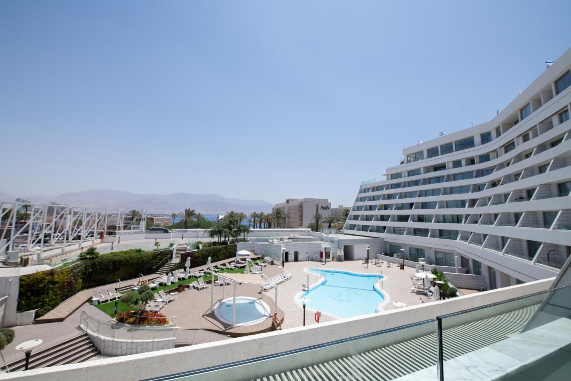 Sea Side Dream-amazing Sea View Location In Town Apartment